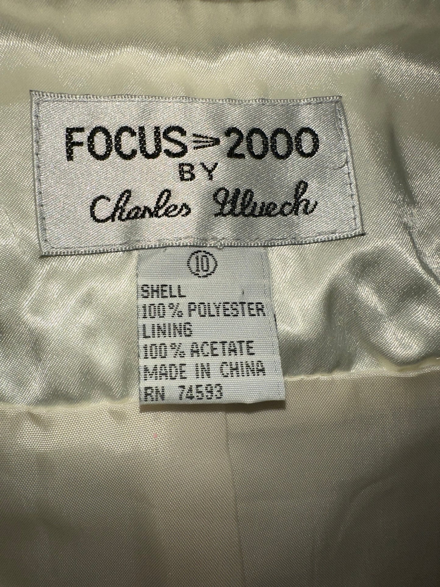 Focus 2000 by Charles Glueck - Off-White 2pc Quilted Skirt Suit