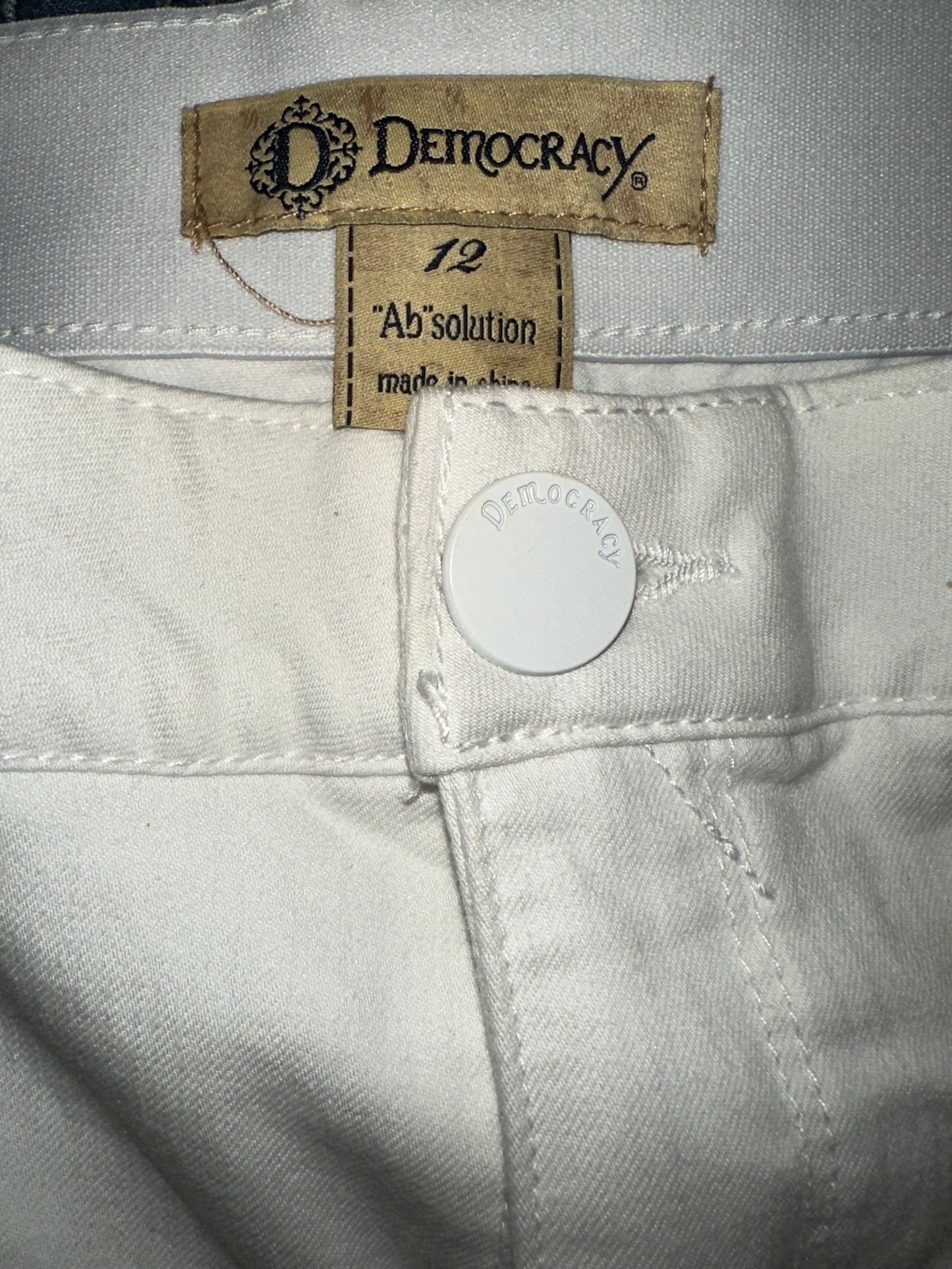 (NWT) Democracy - Absolution Booty Lift Shorts